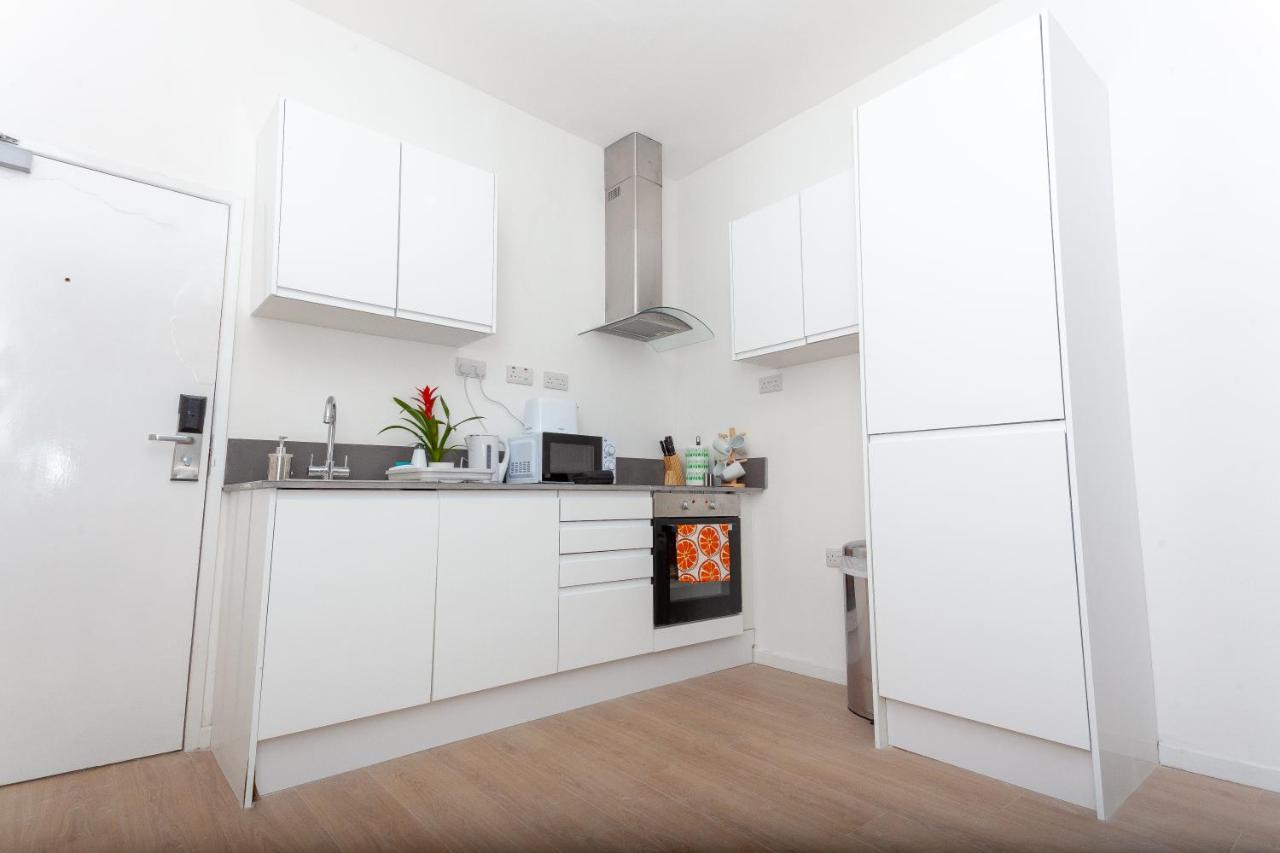 One Bedroom Serviced Apartments Flat 311 Birmingham Buitenkant foto
